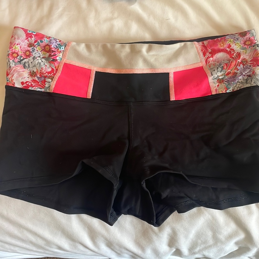 Lululemon reversible shorts